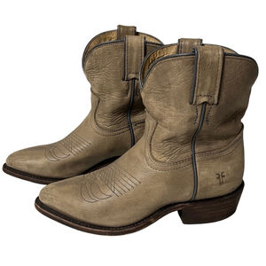 Frye Billy Short Western Pointed Toe Distressed Leather Gray Tan Boot Size 6.5